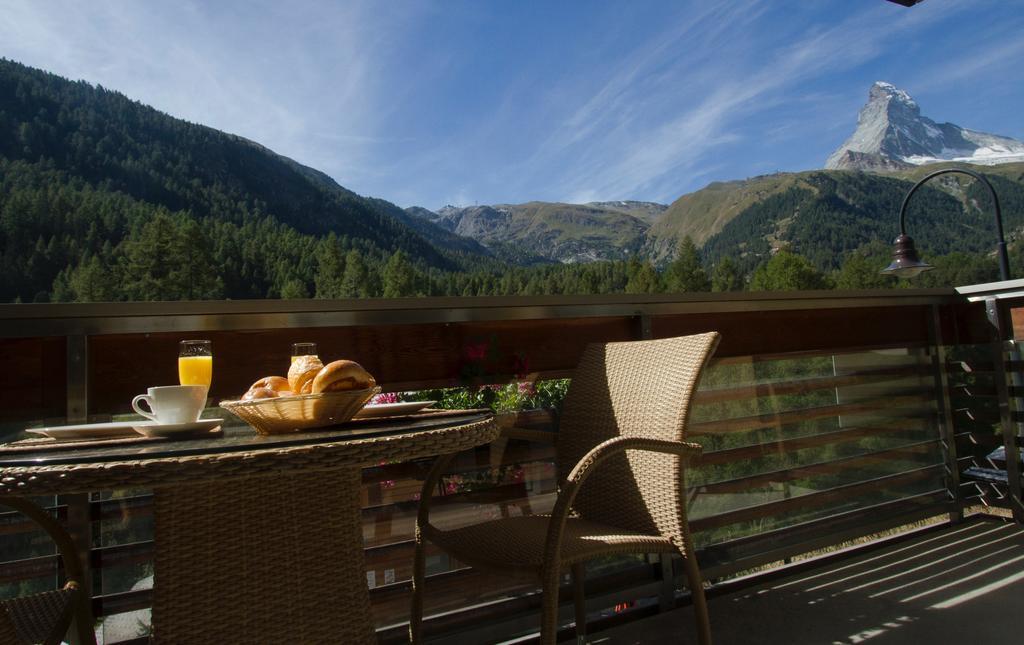 Chalet Herbi Zermatt Exterior photo